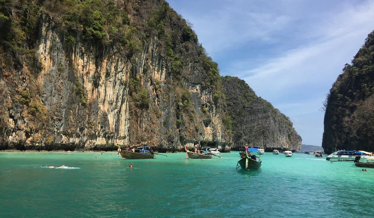 21 Sensations Review: Exploring the World’s Most Enchanting Destinations