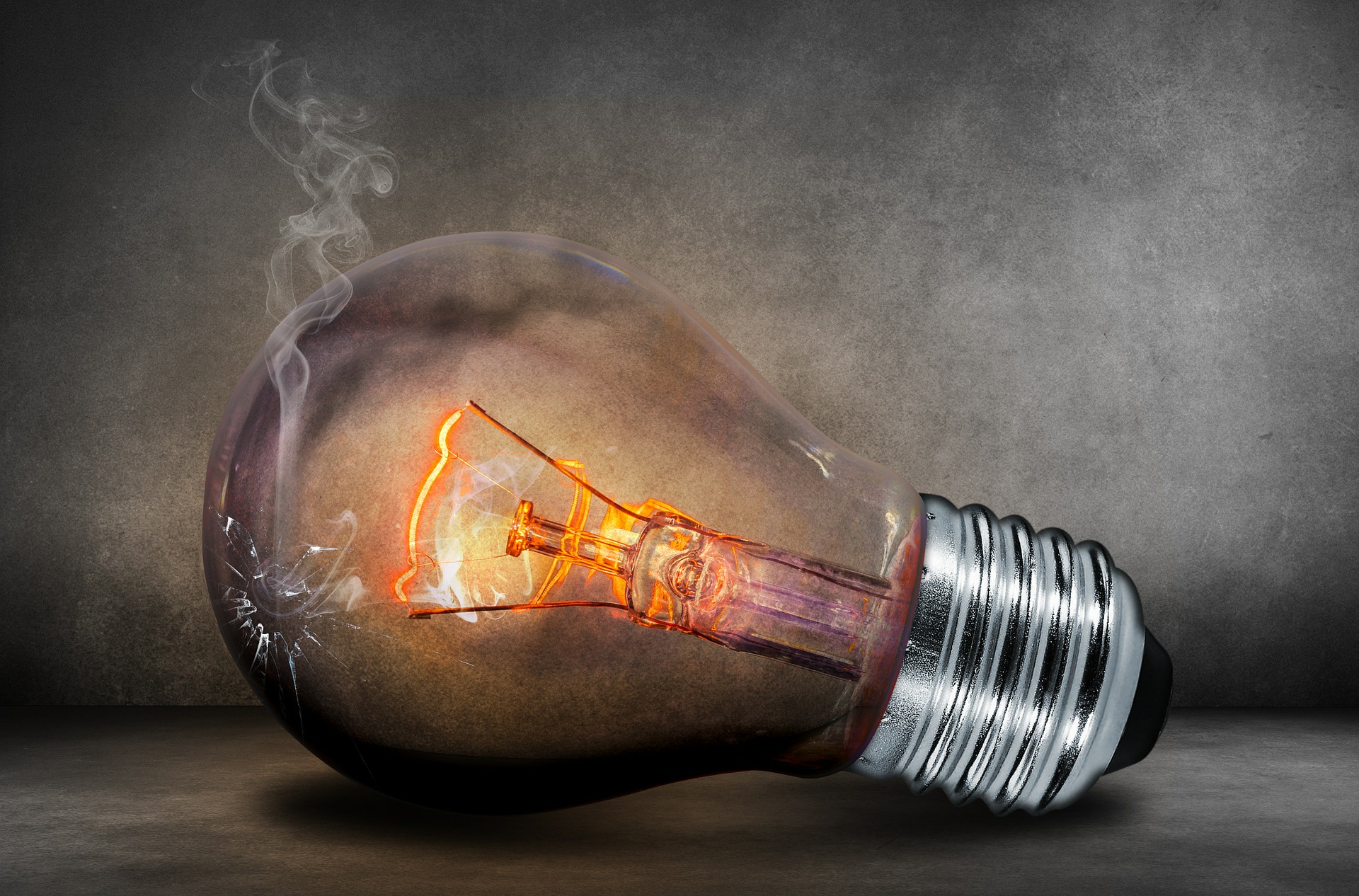 Why are my lights flickering and How to Fix Common Wiring Problems in Your Home